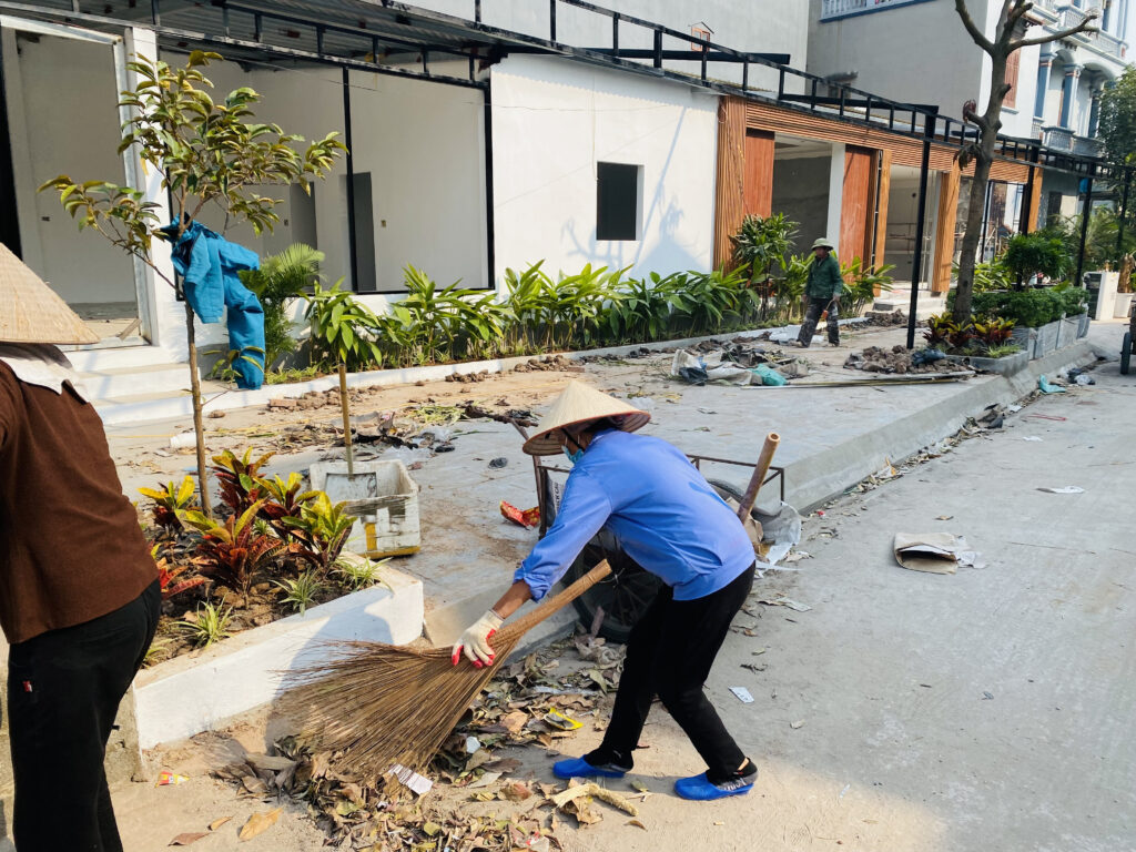 Thiết kế cây xanh vỉa hè tạo không gian thoáng mát.